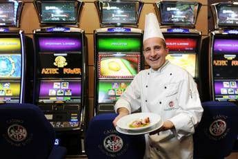 Menu da 'collezione' per il gran cenone di Capodanno al Casinò Campione d'Italia Menu da 'collezione' per il gran cenone di Capodanno al Casinò Campione d'Italia